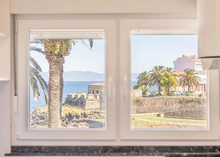 Con Vistas Al Mar Y Playa *